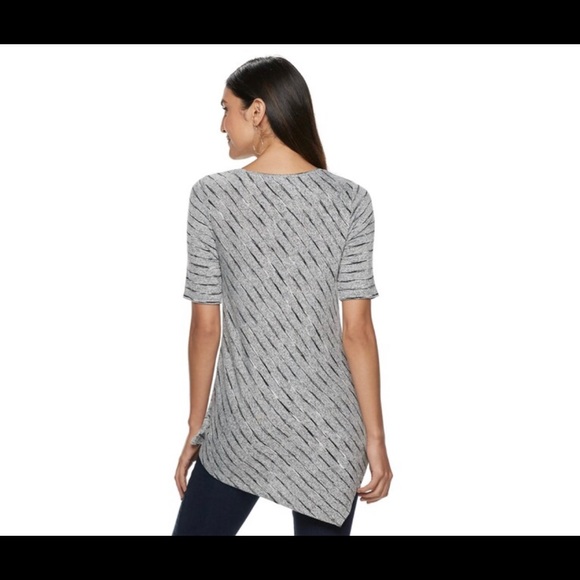 Asymmetrical Knit Tee in Lavender - Picture 13 of 14